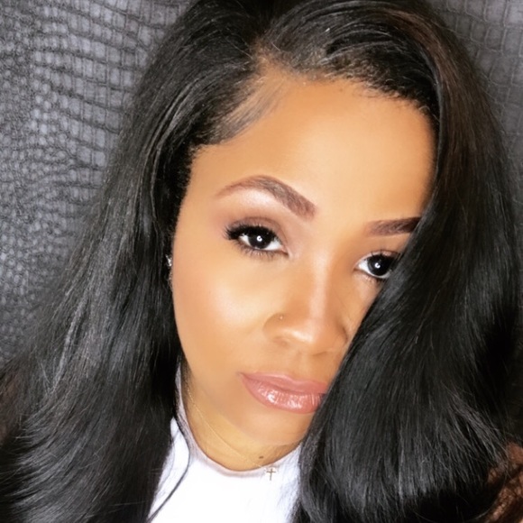 Meet your Posher, Sade - Picture 2 of 2